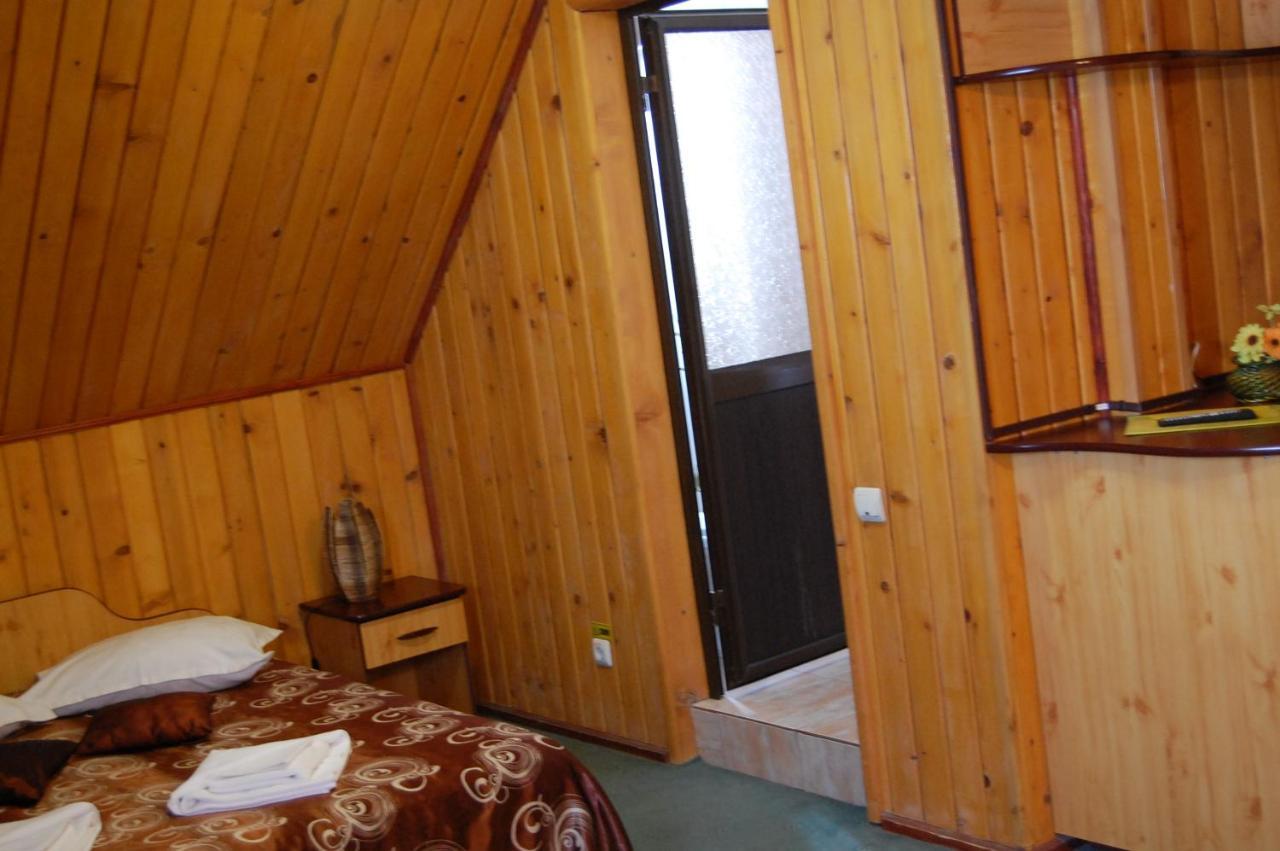 Hotel Bucegi Portile Regatului Paraul Rece Exteriér fotografie