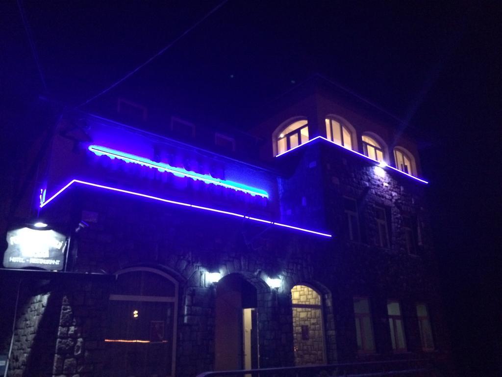 Hotel Bucegi Portile Regatului Paraul Rece Exteriér fotografie