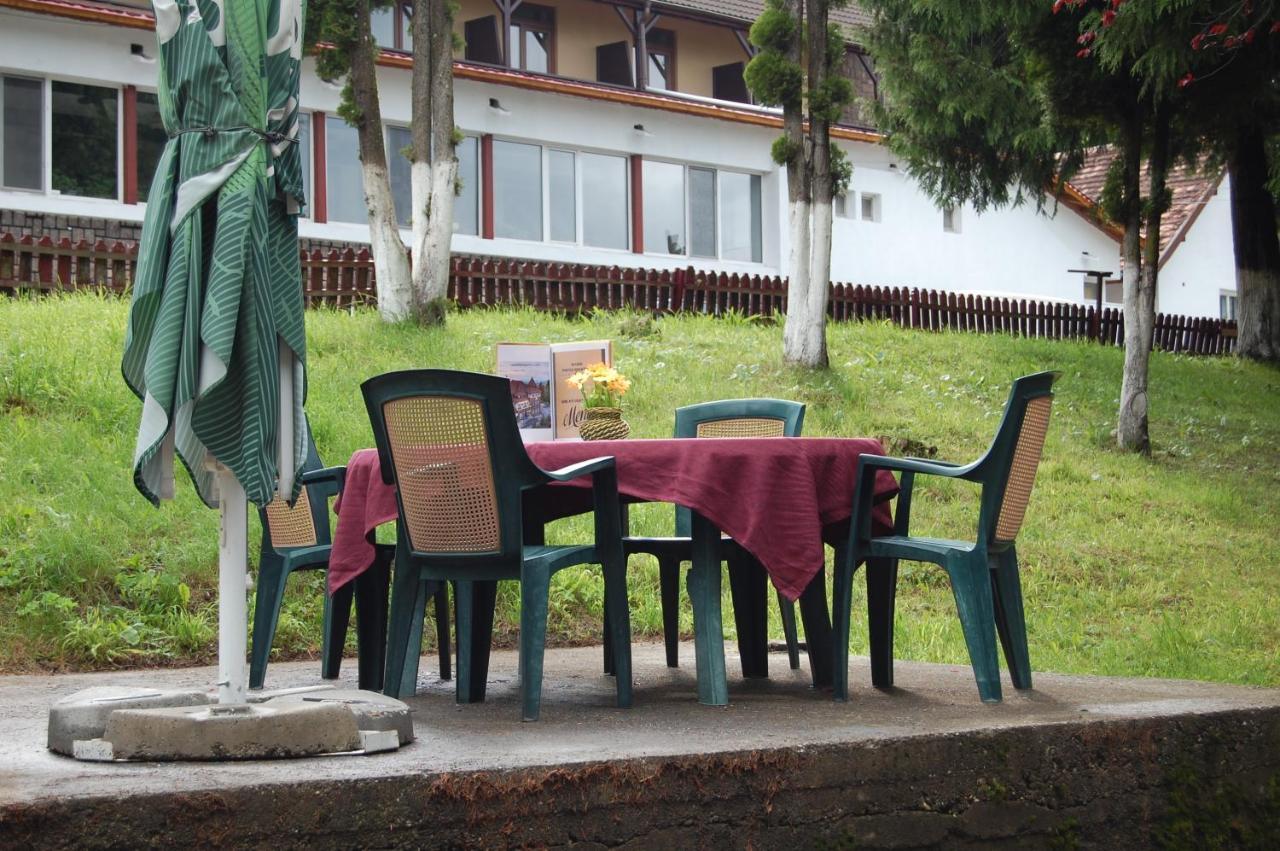 Hotel Bucegi Portile Regatului Paraul Rece Exteriér fotografie